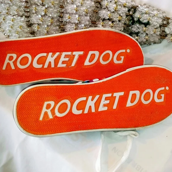 Rocket Dog Striped Sneakers;w/Stylish Frayed Edges; Worn Once; Like New; Sz 9 - Picture 2 of 5